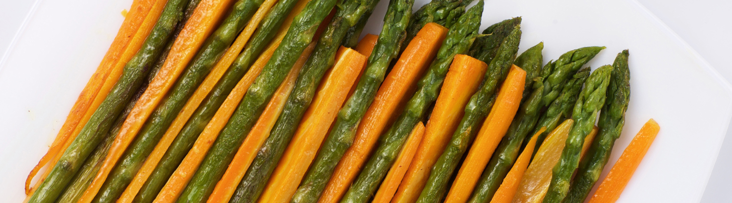 Sommerküche-Spargel-und-Karotten