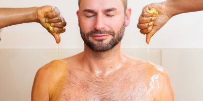 Pizhichil Der königliche Guss Bild Pizhichil Der königliche Guss